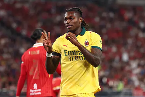 أليجري: لياو يمكنه أن يصبح رأس حربة في ميلان